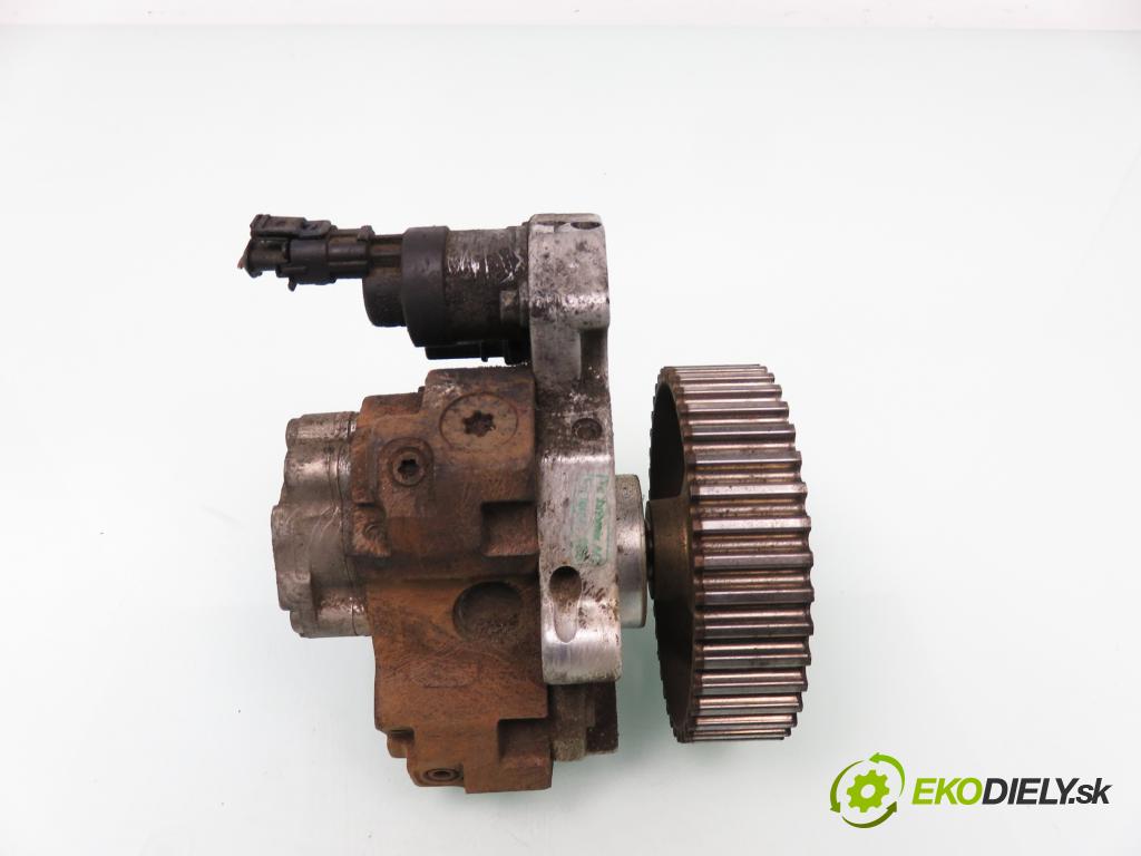 RENAULT MEGANE II Kombi (KM0/1_) KOMBI 2004 88,00 1.9 dCi 120 - F9Q 800 1870,00 pumpa vysokého TLAK: 8200108225 ; 0445010075
