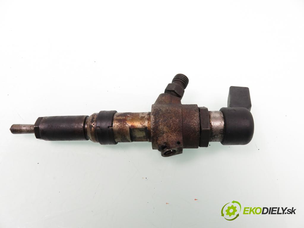CITROEN C2 (JM_) HB 2004 52,00 1.4 HDi - 8HX (DV4TD) 1398,00 vstřikovač 9652707180 (Vstřikovač paliva)