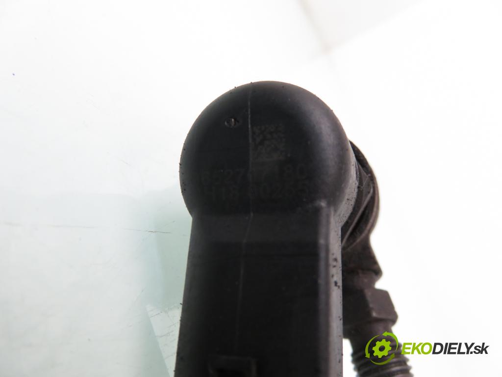 CITROEN C2 (JM_) HB 2004 52,00 1.4 HDi - 8HX (DV4TD) 1398,00 vstřikovač 9652707180 (Vstřikovač paliva)