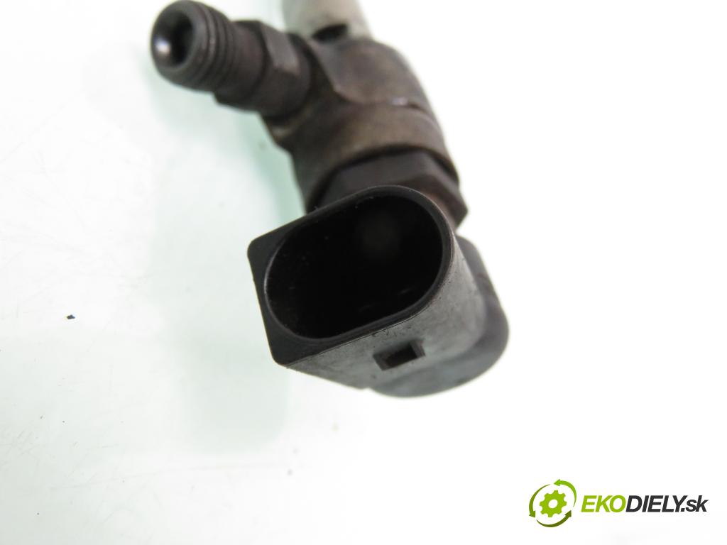 CITROEN C2 (JM_) HB 2004 52,00 1.4 HDi - 8HX (DV4TD) 1398,00 vstřikovač 9652707180 (Vstřikovač paliva)