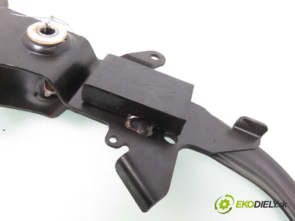 RENAULT LAGUNA I (B56_, 556_) LIFTBACK 1996 69,00 1.8 - F3P 674 1783,00 PEDAL spojky 7700842743 ; 665K199628