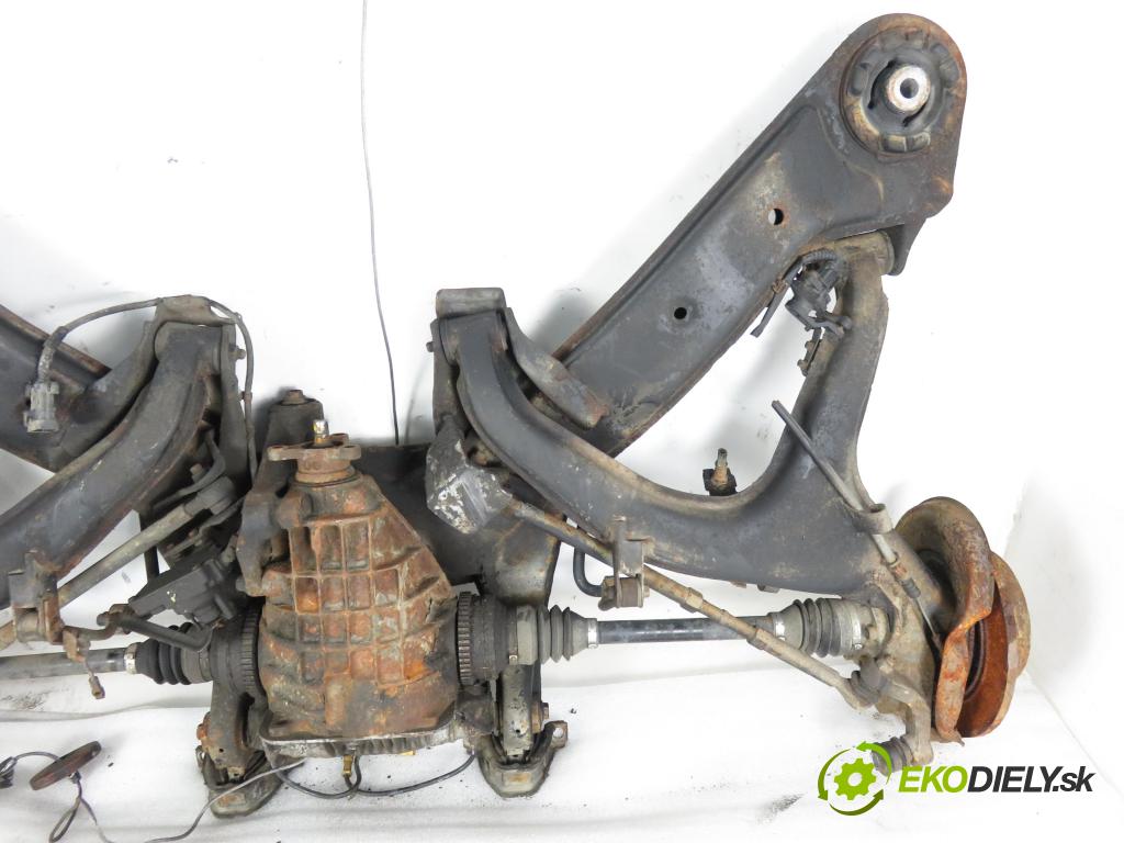 OPEL OMEGA B Kombi (V94) SEDAN 1999 96,00 2.5 TD - X 25 DT 2497,00 zadné