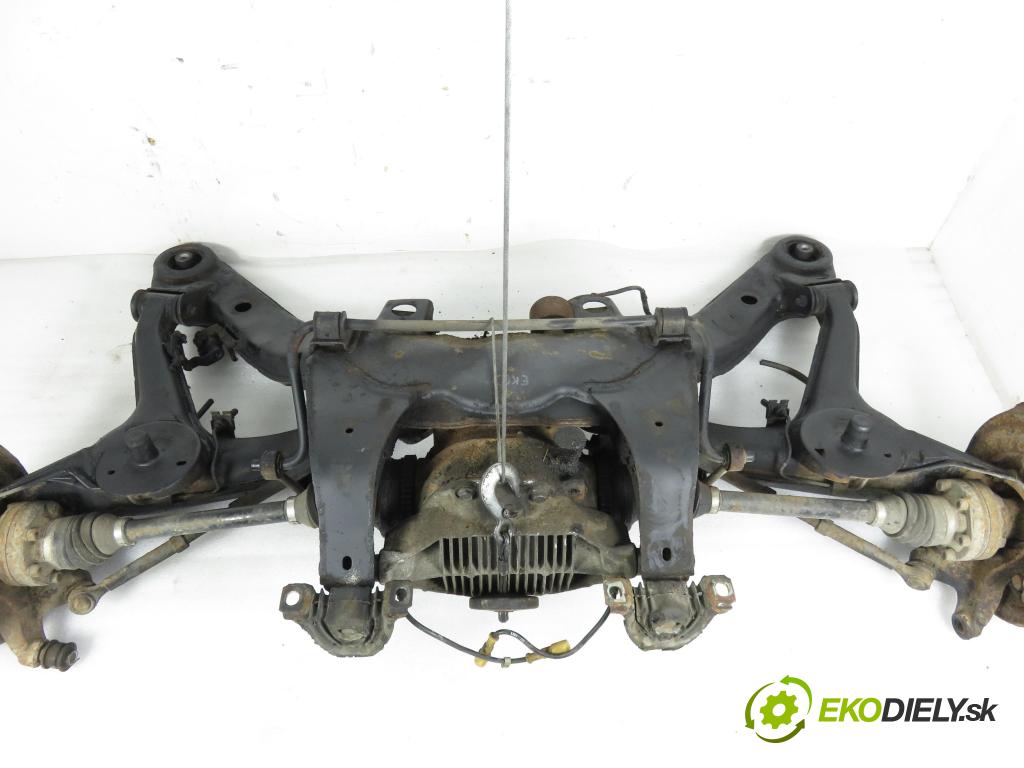 OPEL OMEGA B Kombi (V94) SEDAN 1999 96,00 2.5 TD - X 25 DT 2497,00 zadné