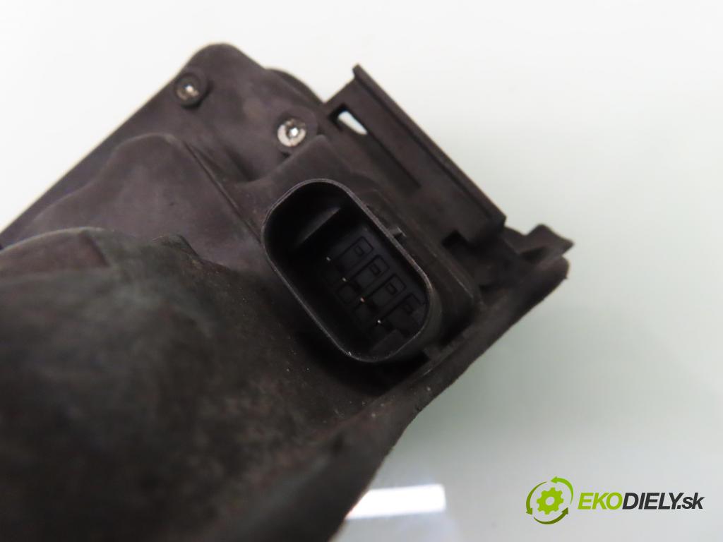 BMW i3 (I01) HB 2021 125,00 Electric - IB1P25B 0,00 zámok 728193413