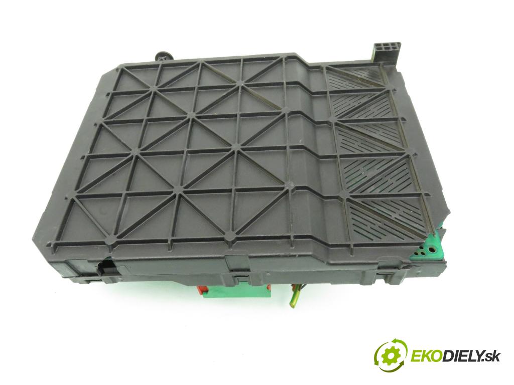 CITROEN XSARA PICASSO (N68) MINIVAN 2000 85,00 1.8 16V - 6FZ (EW7J4) 1749,00 MODUL BSI 9649627780 ; S118085320