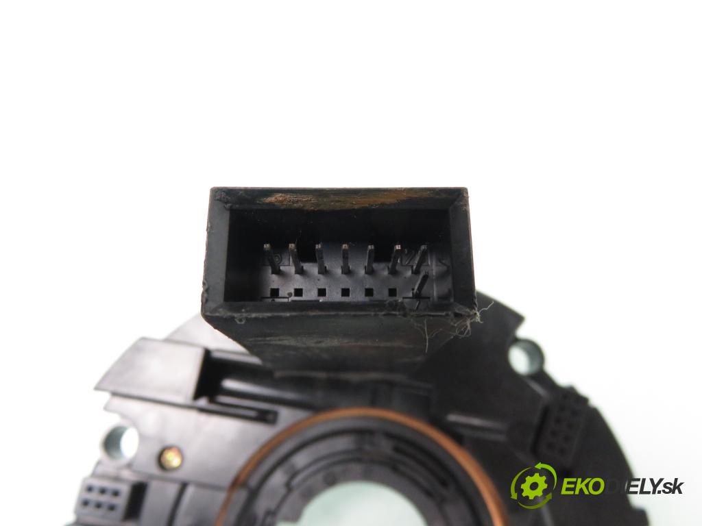 MERCEDES-BENZ KLASA C (W203) KOMBI 2002 105,00 C 180 Kompressor (203.046) - M 271.946 1796,00 PÁSKA: air BAG A0025428618