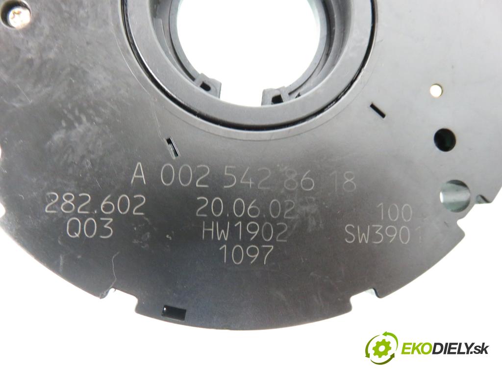 MERCEDES-BENZ KLASA C (W203) KOMBI 2002 105,00 C 180 Kompressor (203.046) - M 271.946 1796,00 PÁSKA: air BAG A0025428618