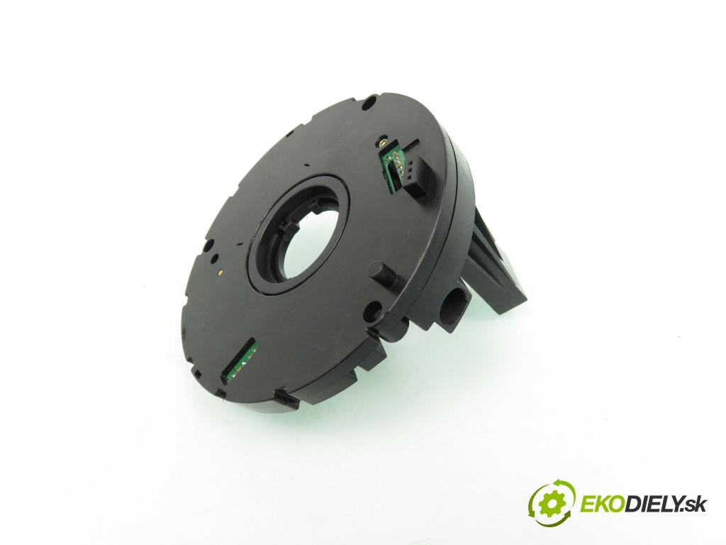 MERCEDES-BENZ KLASA C (W203) KOMBI 2002 105,00 C 180 Kompressor (203.046) - M 271.946 1796,00 PÁSKA: air BAG A0025428618