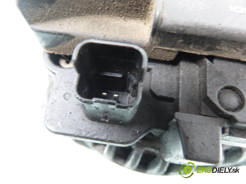 RENAULT SCENIC I (JA0/1_) MINIVAN 1999 79,00 1.6 BiFuel (JA04) - K4M 712 1598,00 Alternátor 0124415014 ; 7700434900 (Alternátor)