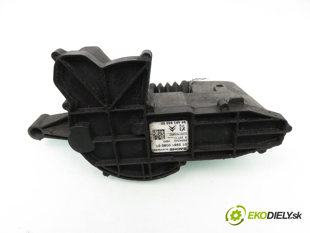 CITROEN C2 (JM_) HB 2004 52,00 1.4 HDi - 8HX (DV4TD) 1398,00 SPOJKA: 9649394580 ; 013981008001