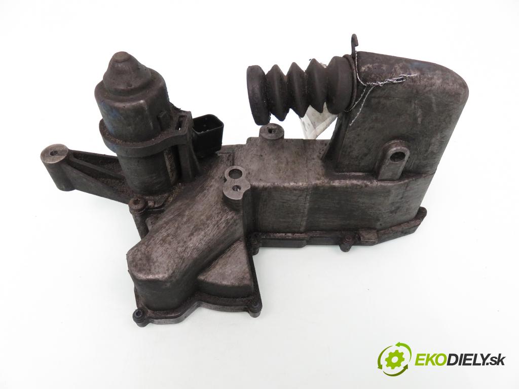 CITROEN C2 (JM_) HB 2004 52,00 1.4 HDi - 8HX (DV4TD) 1398,00 SPOJKA: 9649394580 ; 013981008001