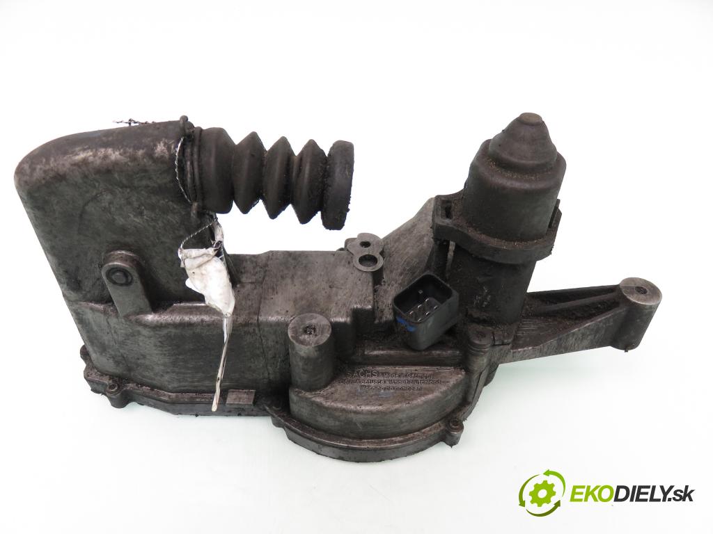 CITROEN C2 (JM_) HB 2004 52,00 1.4 HDi - 8HX (DV4TD) 1398,00 SPOJKA: 9649394580 ; 013981008001