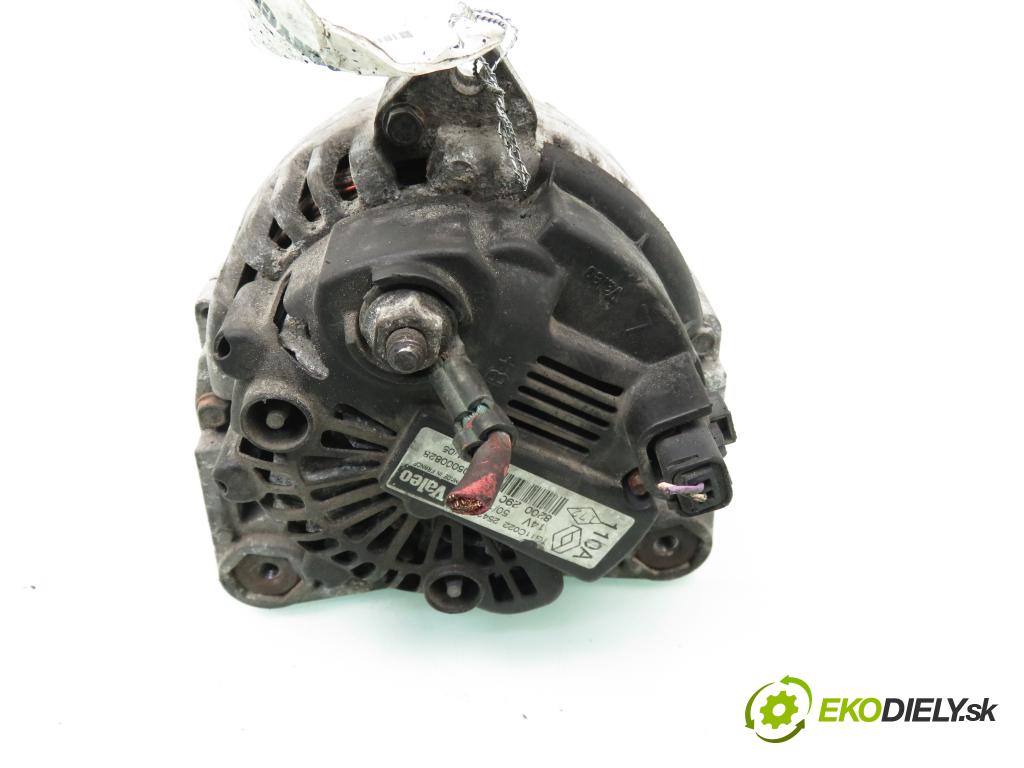 RENAULT SCENIC II (JM0/1_) MINIVAN 2003 99,00 2.0 135 - F4R 770 1998,00 Alternátor 8200290215 ; 2542818D (Alternátor)
