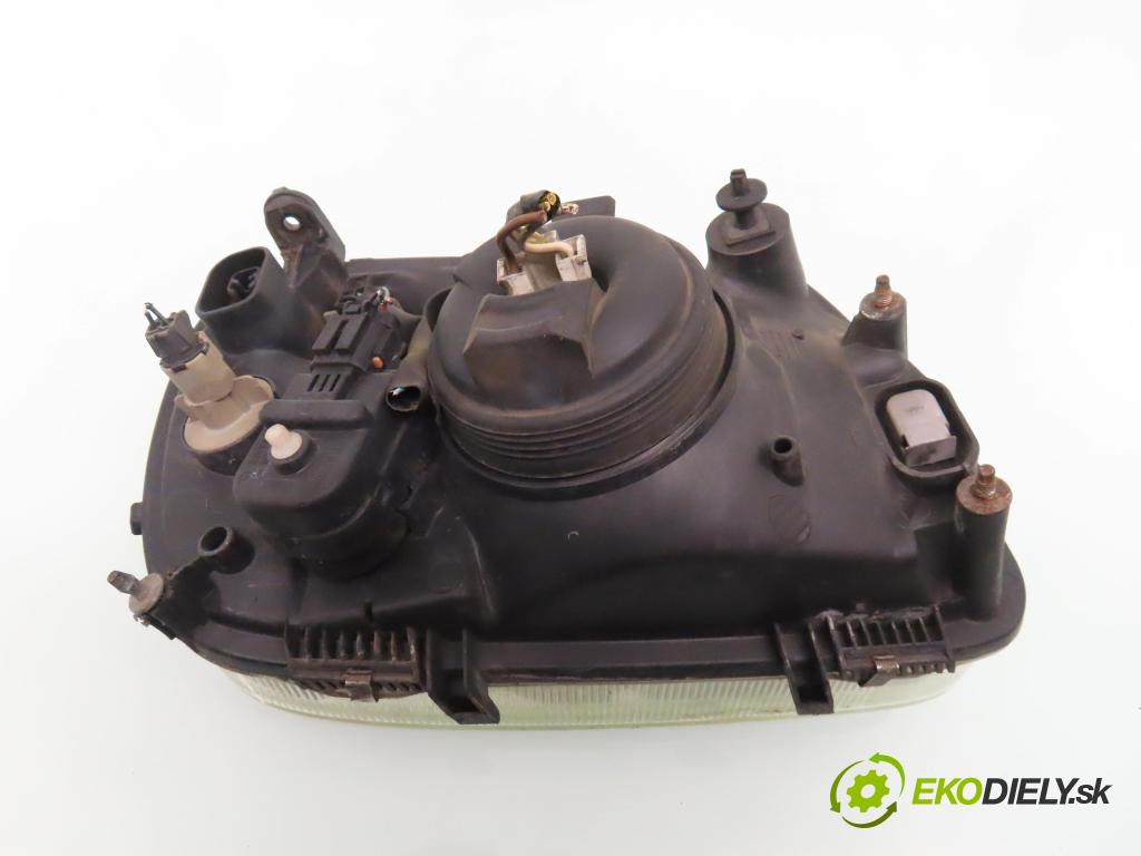 NISSAN MICRA II (K11) HB 2001 44,00 1.0 i 16V 998,00 Svetlo LP 260601F511 ; 89004679