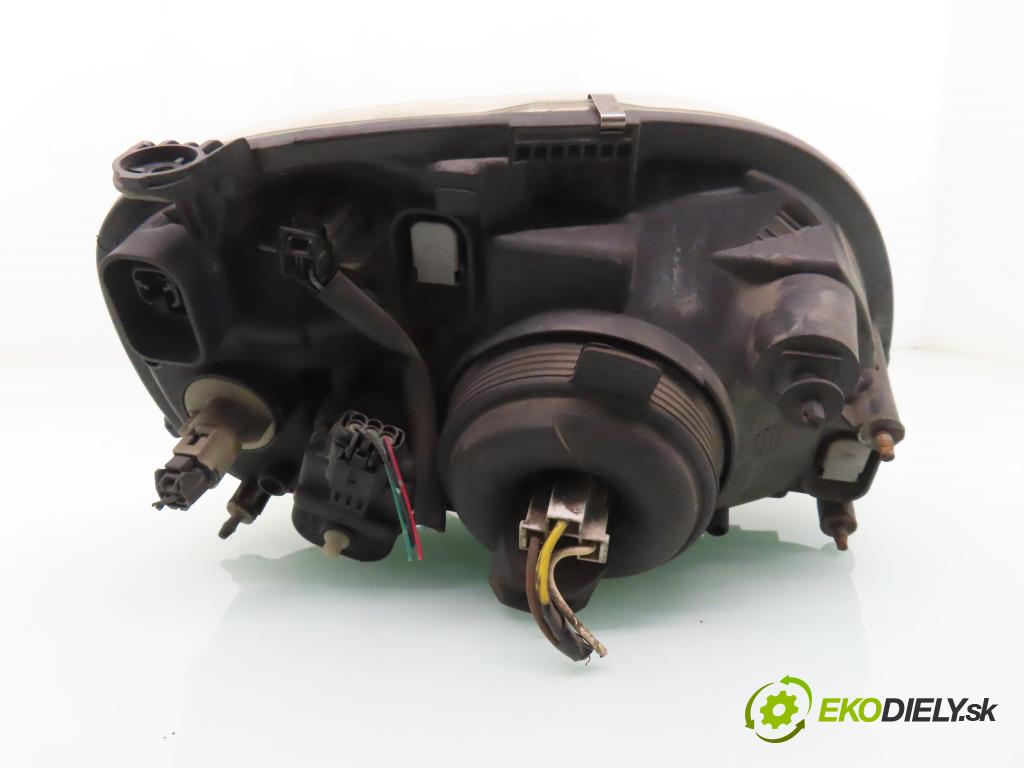 NISSAN MICRA II (K11) HB 2001 44,00 1.0 i 16V 998,00 Svetlo LP 260601F511 ; 89004679