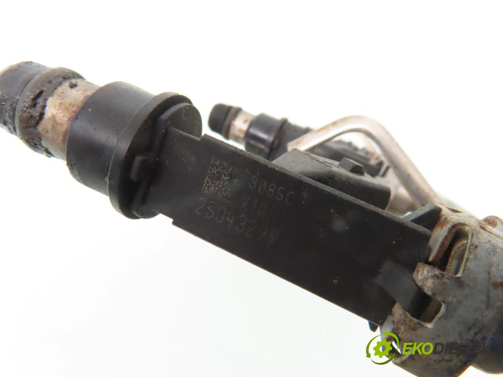 OPEL ASTRA H Kombi (A04) KOMBI 2005 0,00 1.6 - Z 16 XEP 1598,00 Lišta vstrekovacia 25343299 (Vstrekovacia lišta)