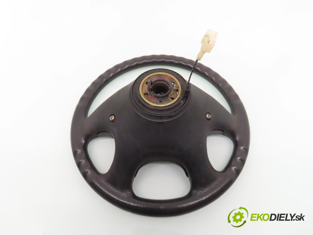 VW GOLF III (1H1) HB 1993 66,00 1.8 - ABS 1781,00 volant 3A0419091C ; 357419091K (Volanty)