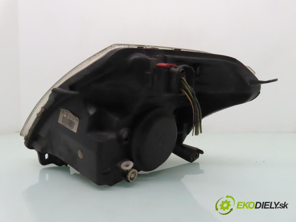 CITROEN C2 (JM_) HB 2004 50,00 1.4 - KFV (TU3JP) 1360,00 Svetlo PP 9680128180