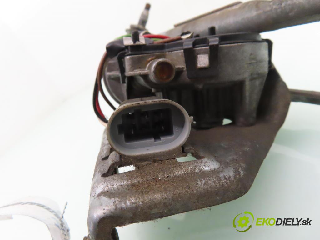 RENAULT SCENIC I (JA0/1_) MINIVAN 2001 79,00 1.6 - K4M 700 1598,00 MECHANISMUS/ motorek stěračů 0390241379 ; 8200106711 ; 3397020563