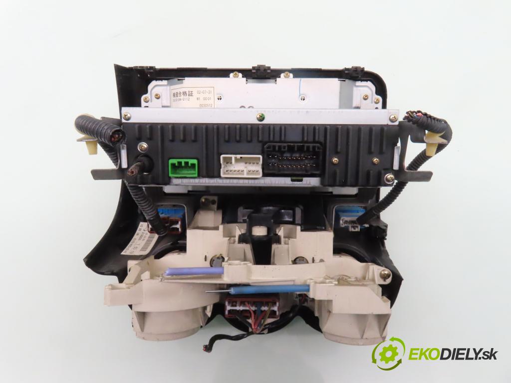 HONDA JAZZ II (GD_, GE3, GE2) HB 2003 61,00 1.3 (GD1) - L13A1 1339,00 RADIO CD 39100SAAG112M1