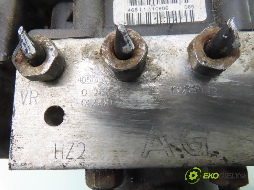 OPEL MERIVA A nadwozie wielkoprzestrzenne (MPV) (X03) MINIVAN 2006 77,00 1.6 16V 105 - Z 16 XEP 1598,00 Pumpa ABS 0265950475 ; 0265234339 (Pumpa ABS)