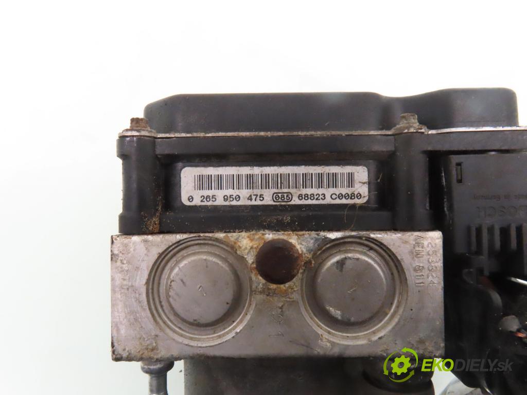 OPEL MERIVA A nadwozie wielkoprzestrzenne (MPV) (X03) MINIVAN 2006 77,00 1.6 16V 105 - Z 16 XEP 1598,00 Pumpa ABS 0265950475 ; 0265234339 (Pumpa ABS)