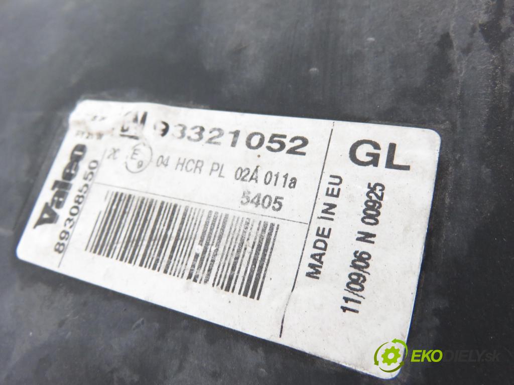 OPEL MERIVA A nadwozie wielkoprzestrzenne (MPV) (X03) HB 2003 74,00 1.6 16V - Z 16 XE 1598,00 Svetlo LP 93321052