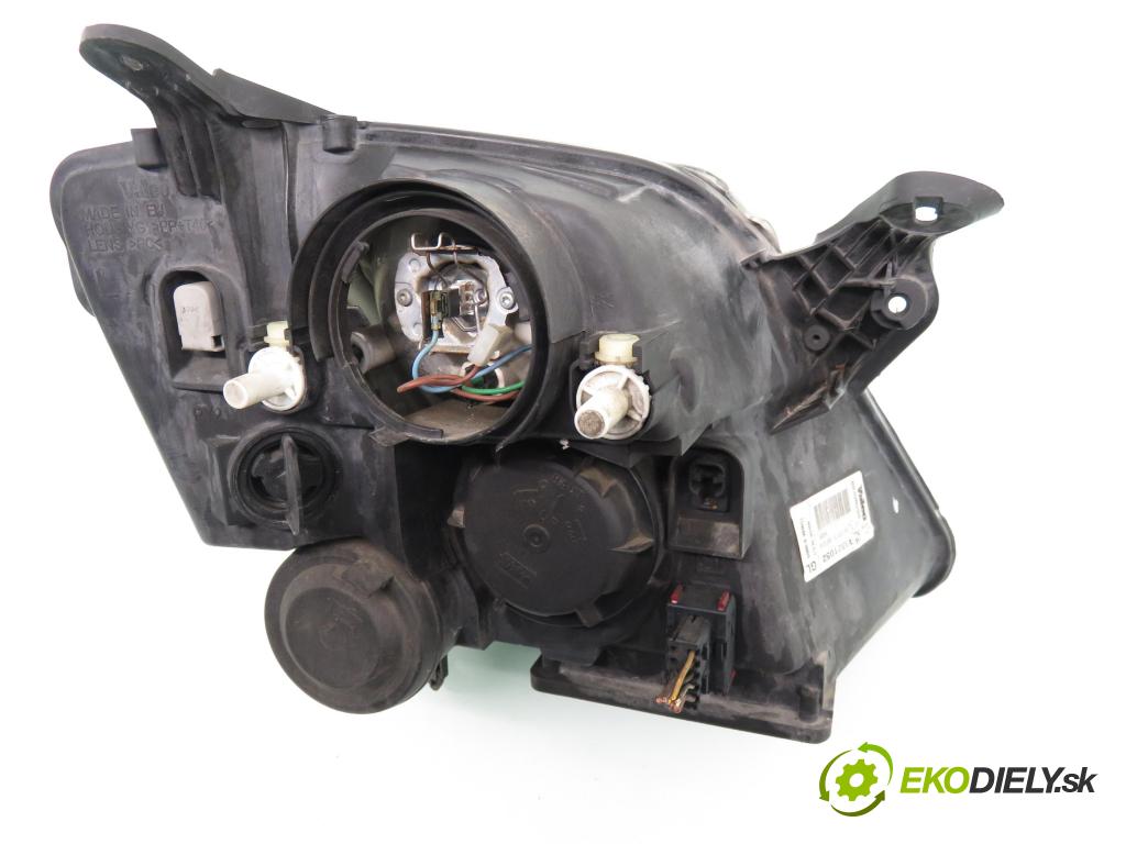 OPEL MERIVA A nadwozie wielkoprzestrzenne (MPV) (X03) HB 2003 74,00 1.6 16V - Z 16 XE 1598,00 Svetlo LP 93321052
