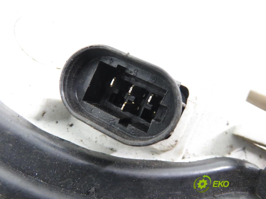 RENAULT LAGUNA I (B56_, 556_) LIFTBACK 1996 69,00 1.8 - F3P 674 1783,00 Svetlo PP 085511120