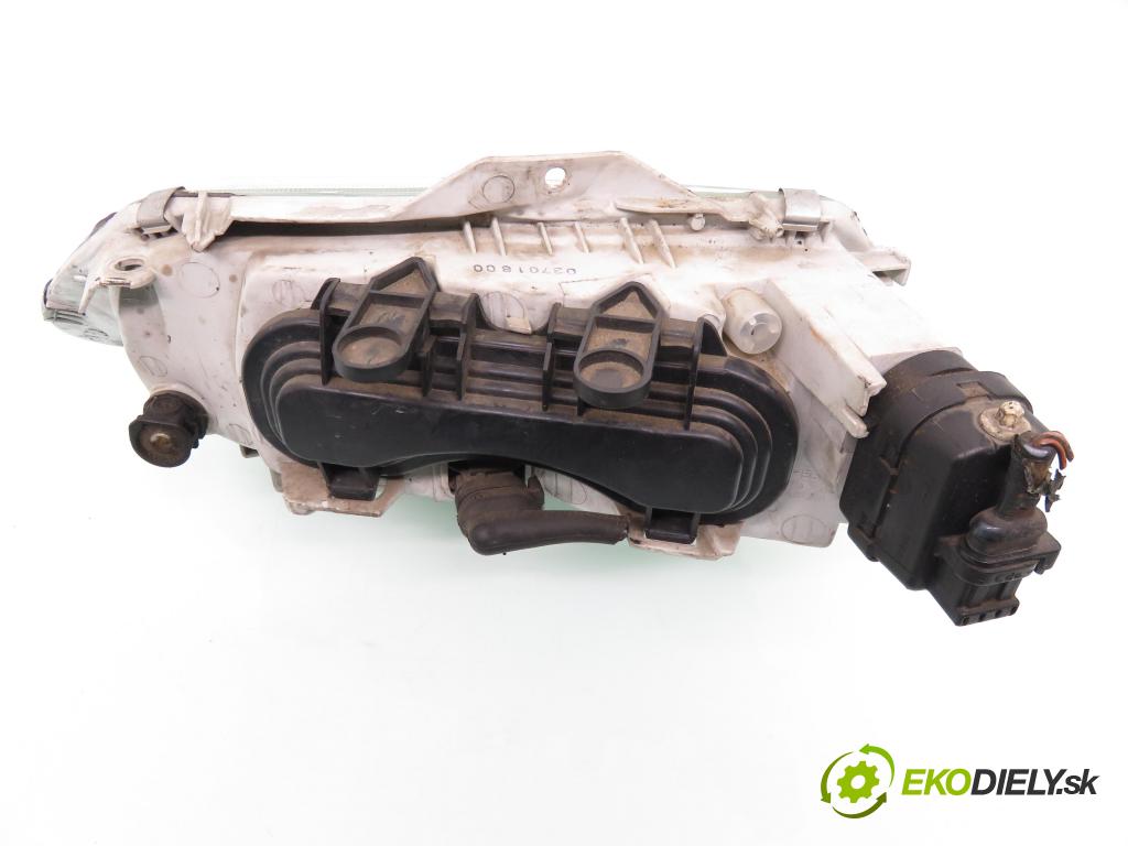 RENAULT LAGUNA I (B56_, 556_) LIFTBACK 1996 69,00 1.8 - F3P 674 1783,00 Svetlo PP 085511120