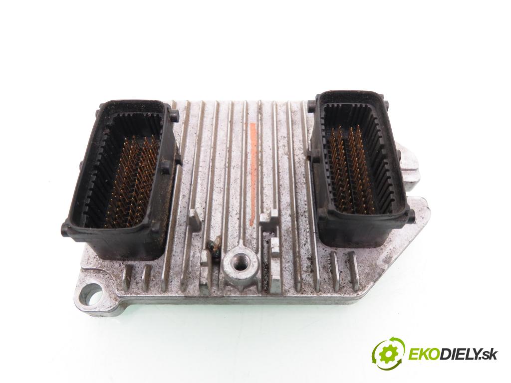 OPEL VECTRA C (Z02) SEDAN 2002 90,00 1.8 16V 122 - Z 18 XE 1796,00 Riadiaca jednotka Motor 5WK9182 ; 09179499