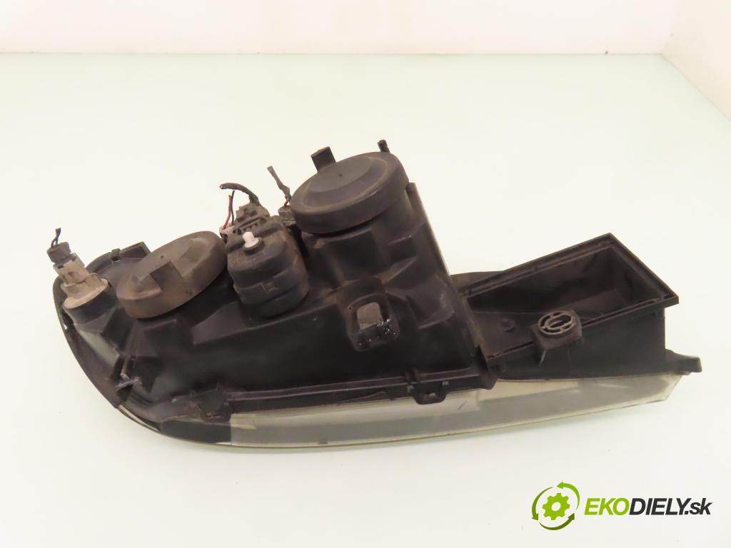 NISSAN PRIMERA Hatchback (P11) LIFTBACK 2000 84,00 1.8 16V - QG18DE 1769,00 Svetlo LP 260609F600 ; 89003044