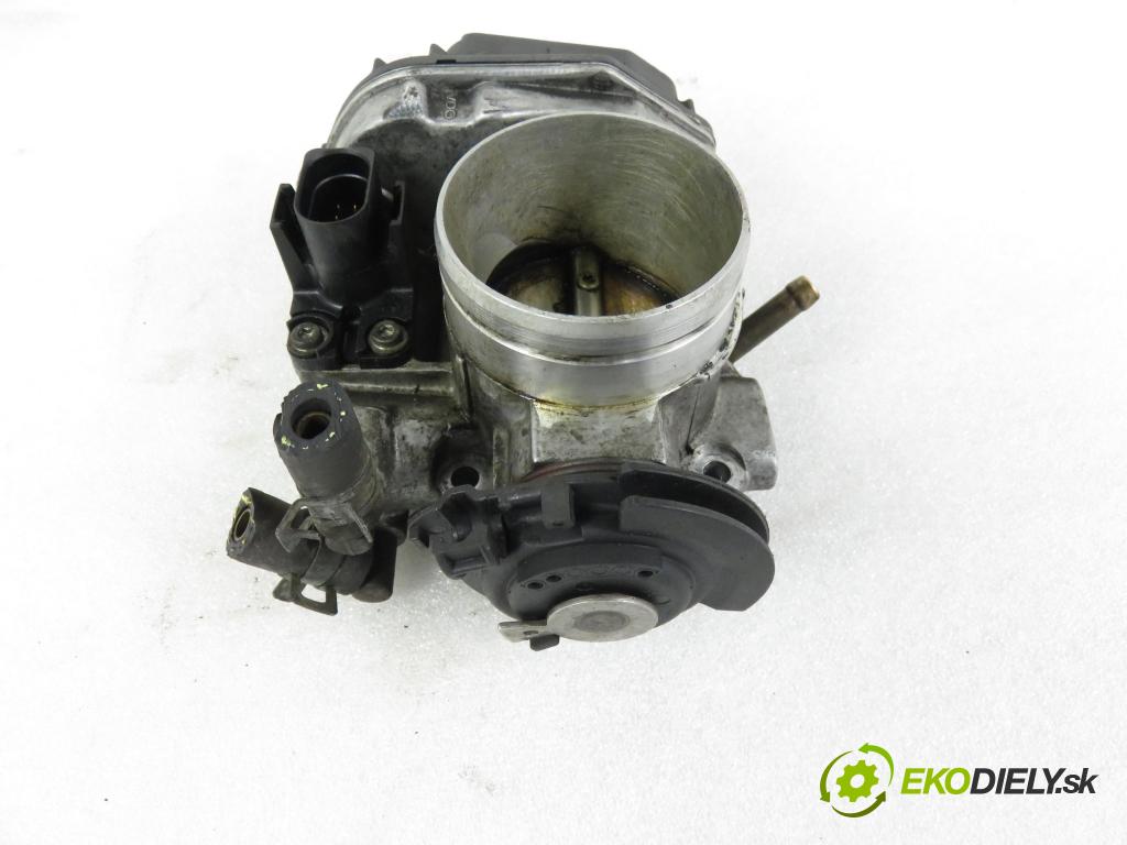 VW GOLF IV (1J1) HB 1998 92,00 1.8 20V 125 - AGN 1781,00 Škrtiaca klapka 06A133064M (Škrtiaca klapka)