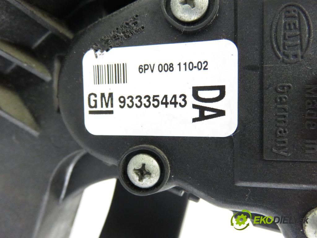 OPEL MERIVA A nadwozie wielkoprzestrzenne (MPV) (X03) MINIVAN 2004 74,00 1.7 CDTI 100 - Z 17 DTH 1686,00 Potenciometer plynu 93335443 ; 6PV00811002 (Potenciometer plynového pedálu)