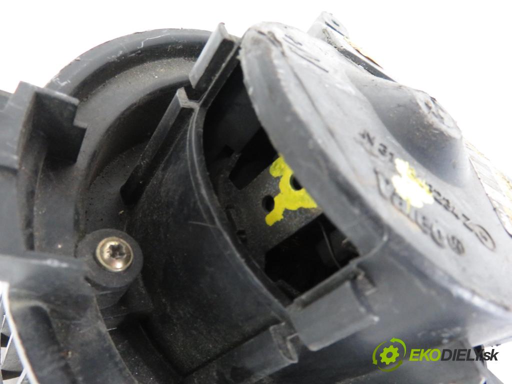PEUGEOT PARTNER Skrzynia (5_, G_) FURGON 2001 51,00 1.9 D - WJY (DW8B) 1868,00 Ventilátor vetráku 848234Z