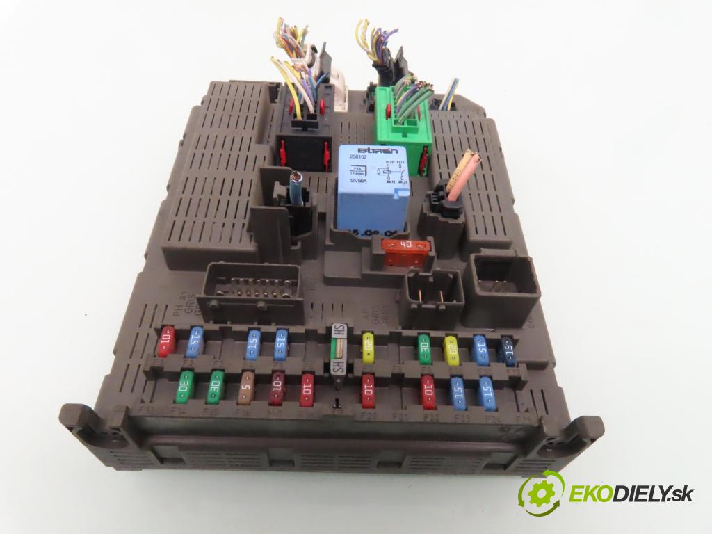 CITROEN C8 (EA_, EB_) MINIVAN 2004 79,00 2.0 HDi - RHM (DW10ATED4) 1997,00 MODUL BSI 1400010580