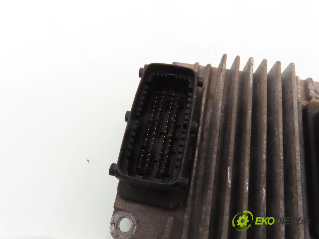 OPEL CORSA C (X01) HB 2002 48,00 1.7 DI - Y 17 DTL 1686,00 Riadiaca jednotka Motor 8972272258 ; 09389429