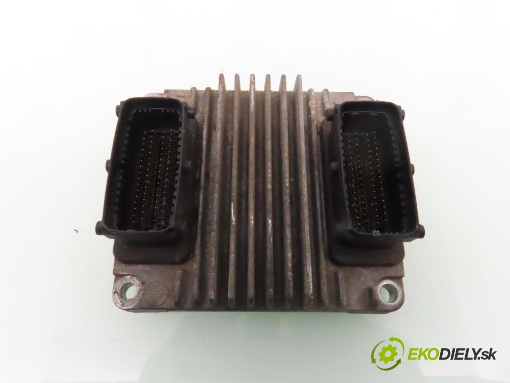 OPEL CORSA C (X01) HB 2002 48,00 1.7 DI - Y 17 DTL 1686,00 Riadiaca jednotka Motor 8972272258 ; 09389429