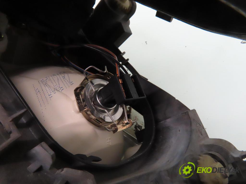FORD MONDEO III (B5Y) SEDAN 2003 85,00 2.0 16V 115 TDDi / TDCi - D6BA 1998,00 Svetlo PP 0301174202 ; 1S7113005AK