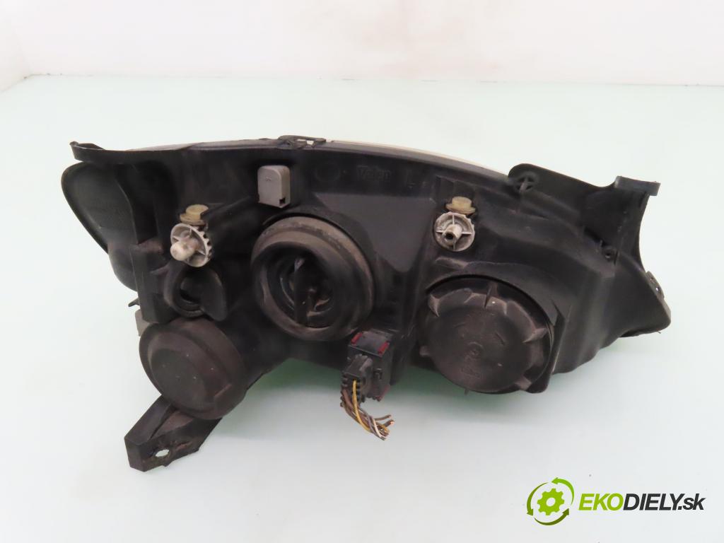 OPEL CORSA C (X01) HB 2006 59,00 1.2 16V Twinport 80 - Z 12 XEP 1229,00 Svetlo LP