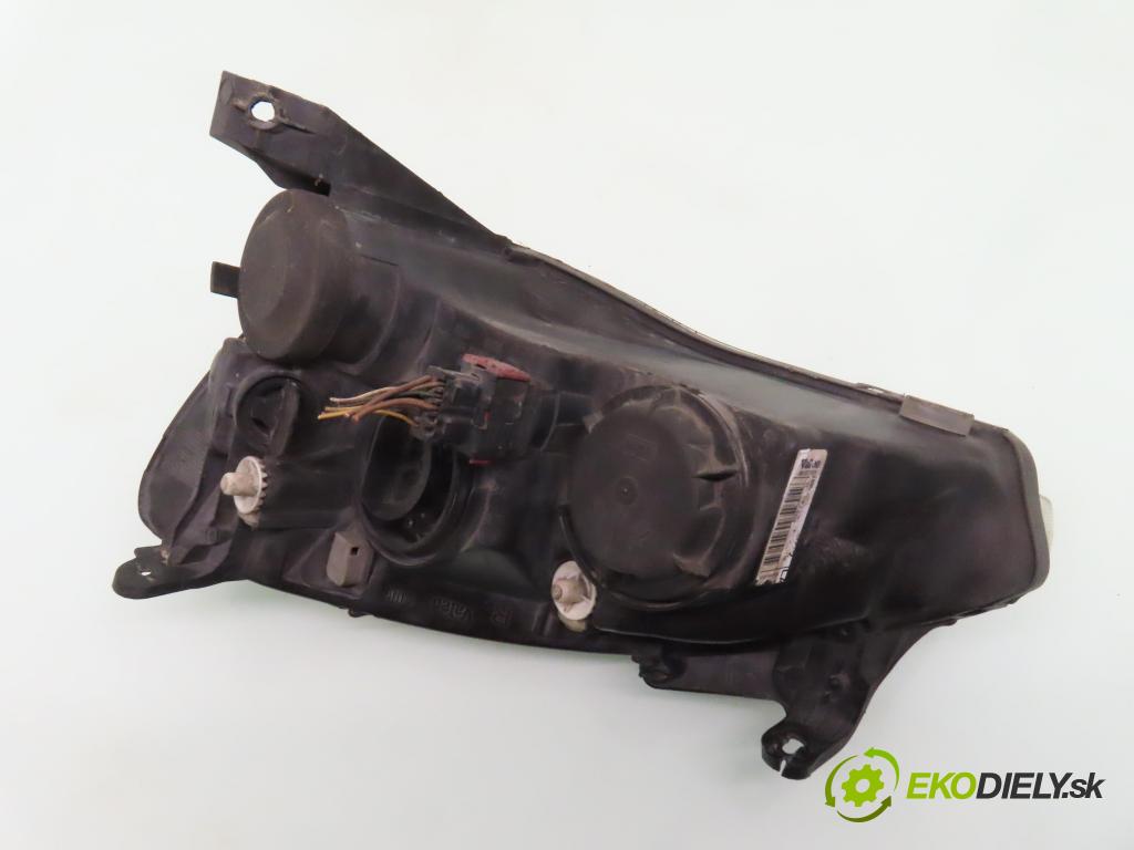 OPEL CORSA C (X01) HB 2006 59,00 1.2 16V Twinport 80 - Z 12 XEP 1229,00 Svetlo PP 89302125