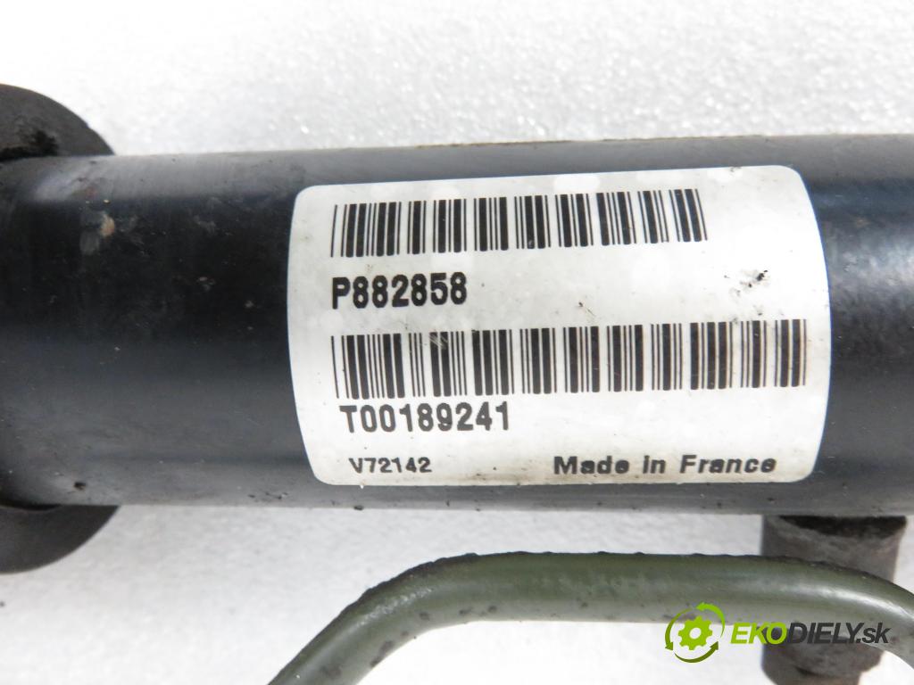 VOLVO S40 I (VS) SEDAN 2001 90,00 1.8 i - B 4184 SJ 1834,00 Riadenie ZE riadením P882858