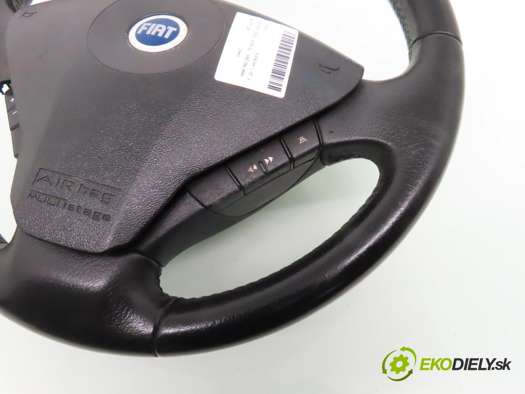 FIAT STILO (192_) HB 2001 76,00 1.6 16V 103 - 182 B6.000 1596,00 Volant 735317551 (Volant)