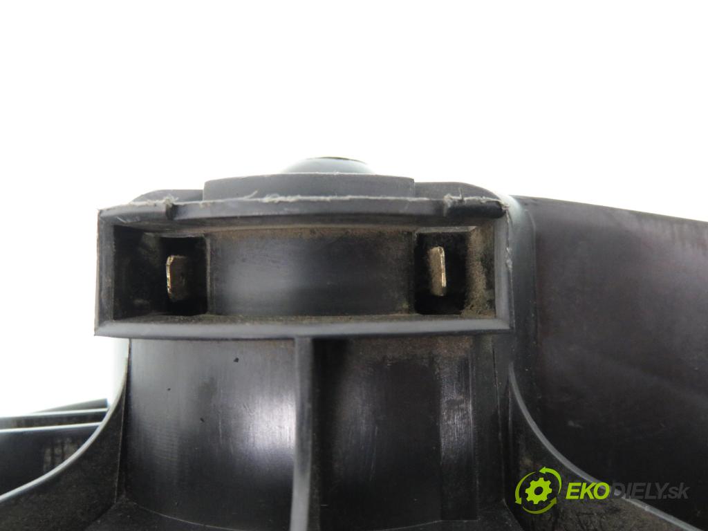 PEUGEOT 206 liftback (2A/C) HB 1998 44,00 1.1 60 - HFZ 1124,00 Ventilátor vetráku 5576705