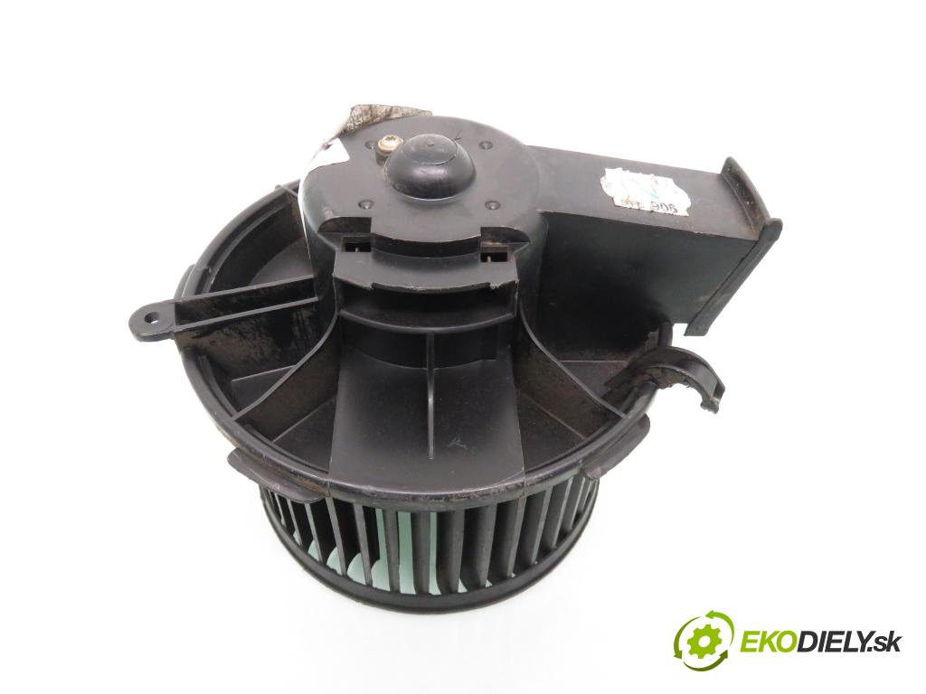 PEUGEOT 206 liftback (2A/C) HB 1998 44,00 1.1 60 - HFZ 1124,00 Ventilátor vetráku 5576705
