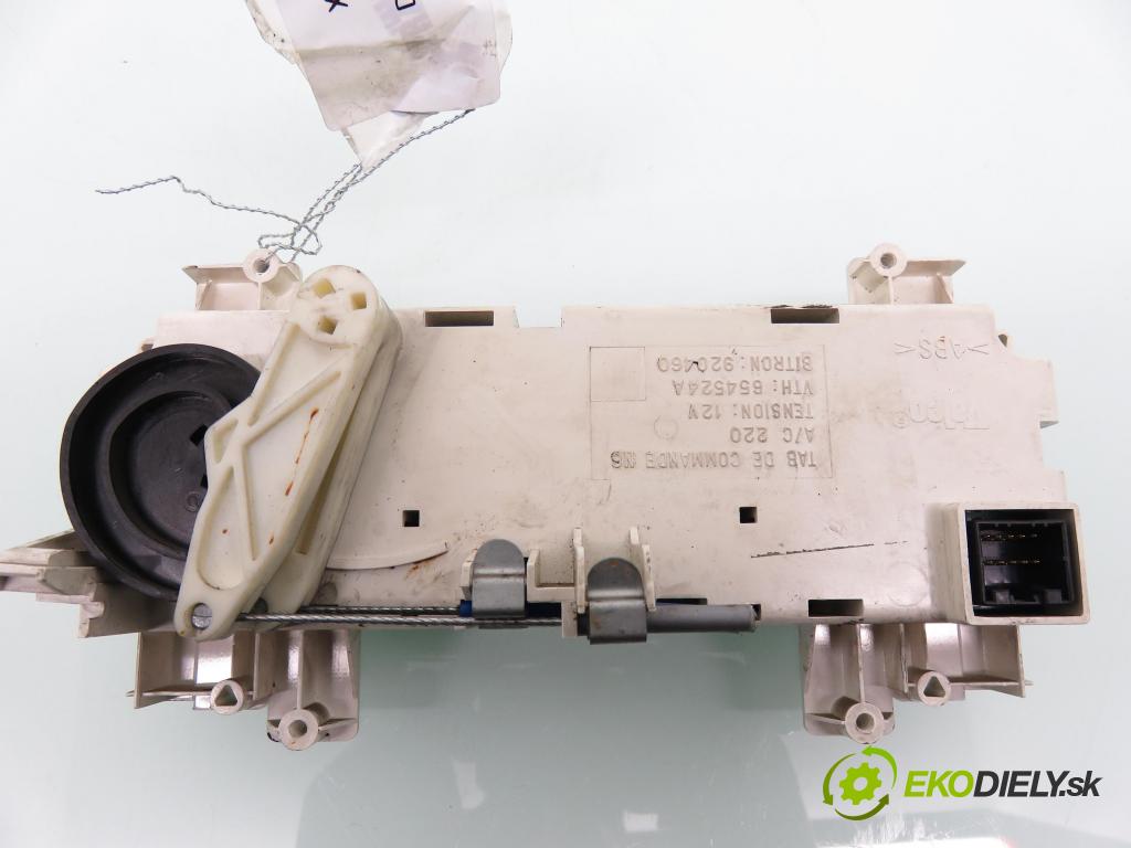CITROEN XSARA (N1) HB 2001 80,00 1.6 16V 109 - NFU 1587,00 Panel topení KLIMATIZACE: 654524A