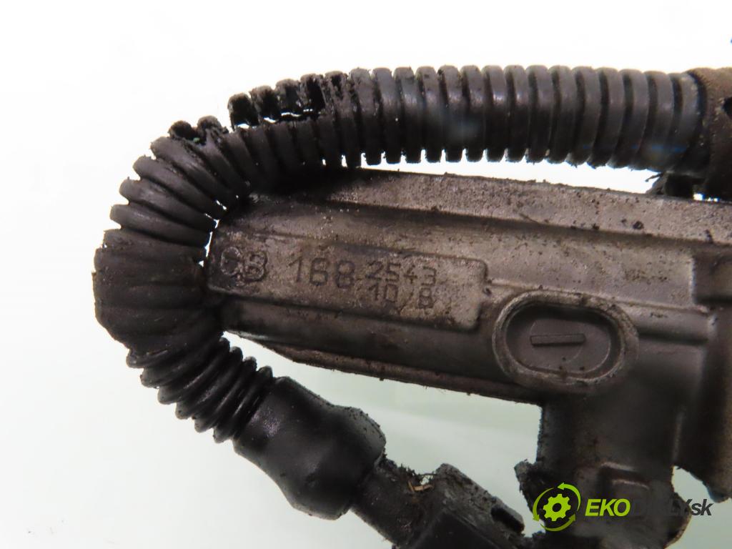 FIAT STILO (192_) HB 2001 76,00 1.6 16V 103 - 182 B6.000 1596,00 Lišta vstrekovacia CB168 (Vstrekovacia lišta)