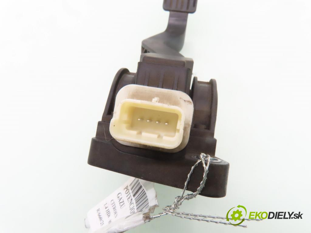 CITROEN C2 (JM_) HB 2005 50,00 1.4 HDi 68 8V - 8HZ 1398,00 Potenciometer plynu 0280752251 ; 9646702180 (Potenciometer plynového pedálu)