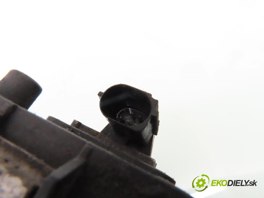 ALFA ROMEO 159 Sportwagon (939_) KOMBI 2007 100,00 1.9 JTDM 16V - 937 A8.000 1910,00 Škrtiaca klapka 48CPD4 (Škrtiaca klapka)