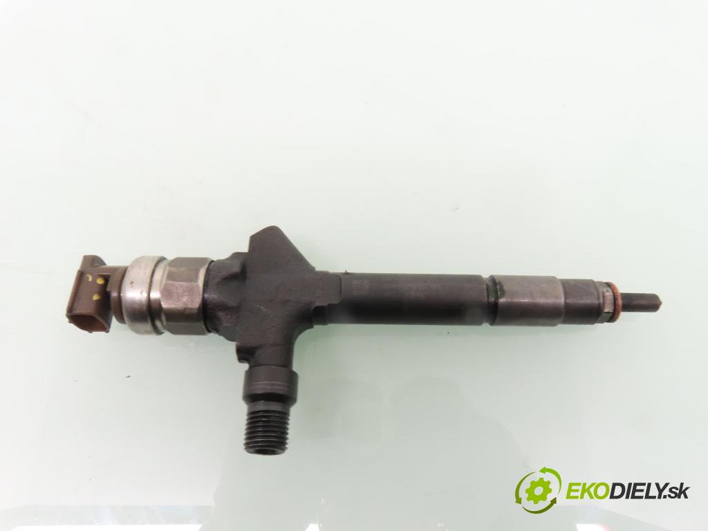 MAZDA 5 (CR19) MINIVAN 2005 105,00 2.0 MZR-CD 143 - RF7J 1998,00 vstrekovač RF7J13H50 (Vstrekovač paliva)